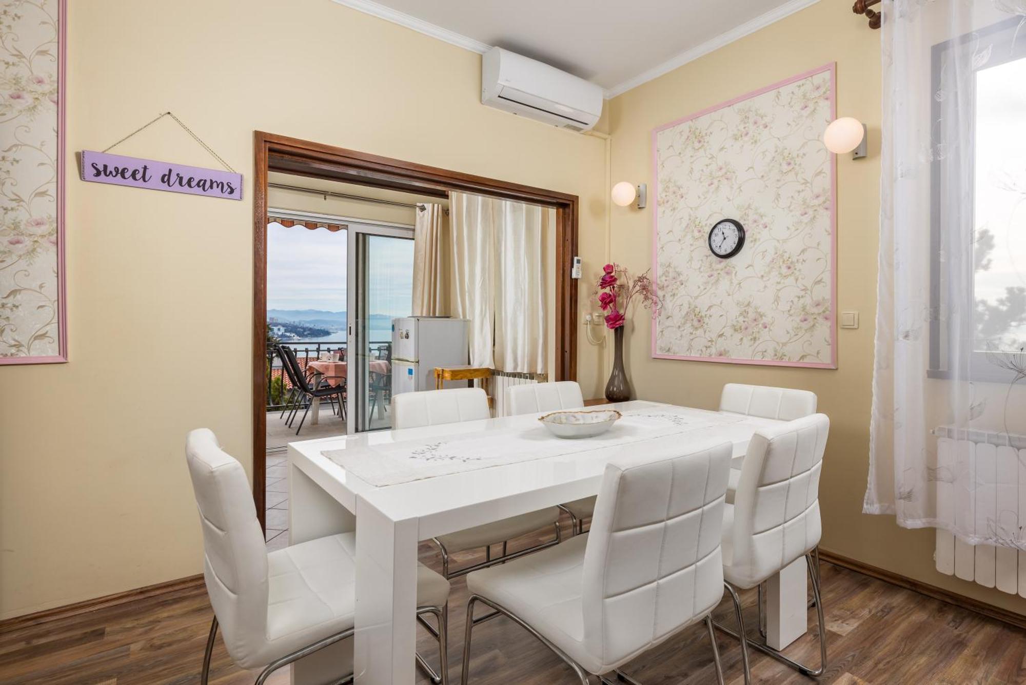 Camelia & Martina Apartments Opatija Extérieur photo
