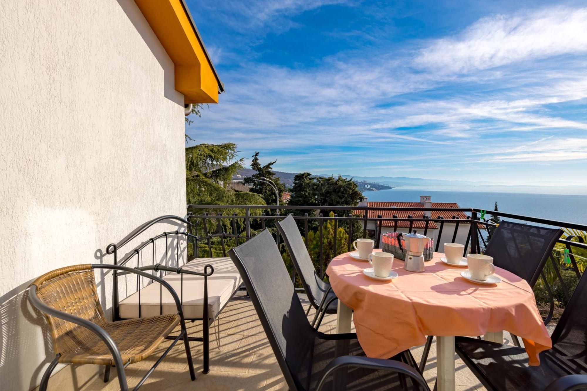 Camelia & Martina Apartments Opatija Extérieur photo
